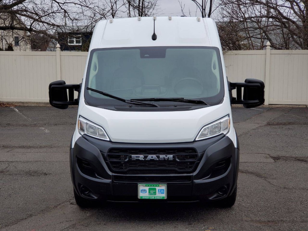 2023 RAM Promaster Image 2