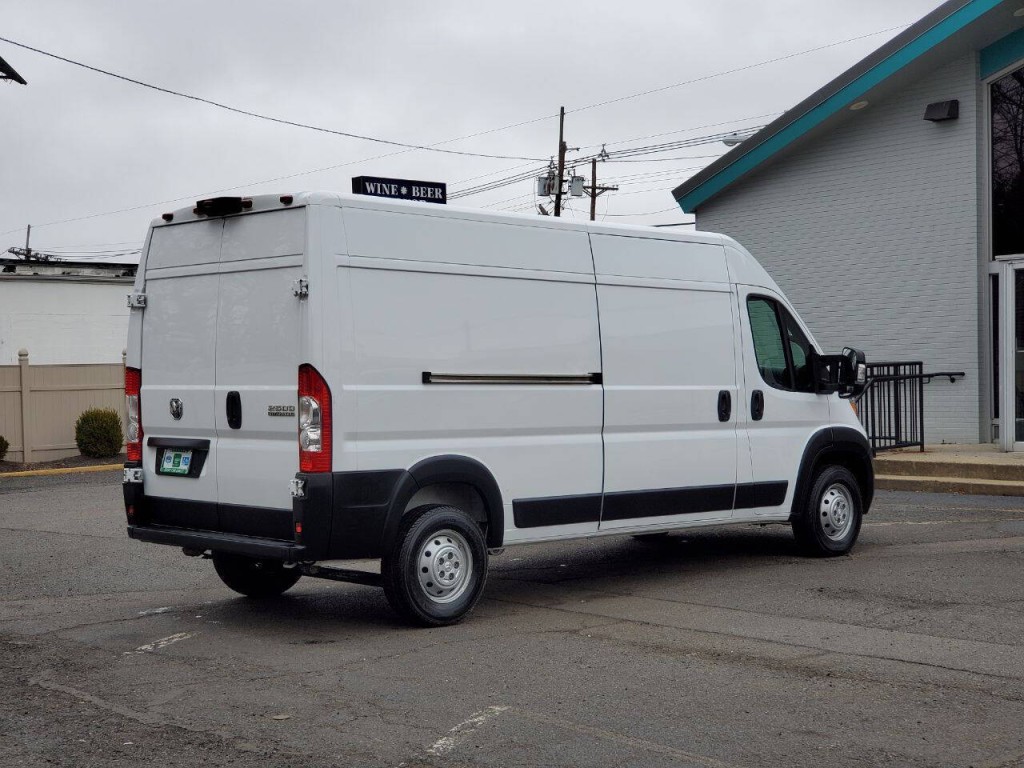 2023 RAM Promaster Image 6