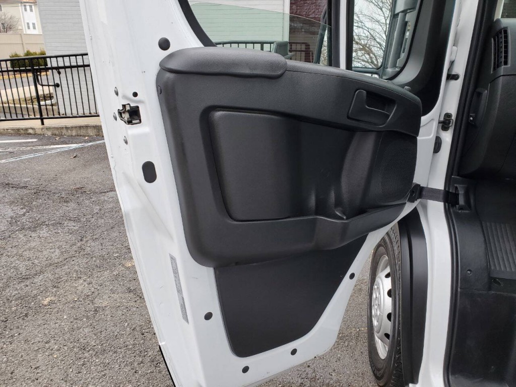 2023 RAM Promaster Image 9