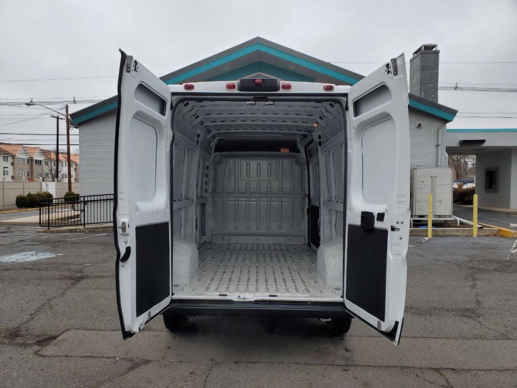 2023 RAM Promaster Image 12