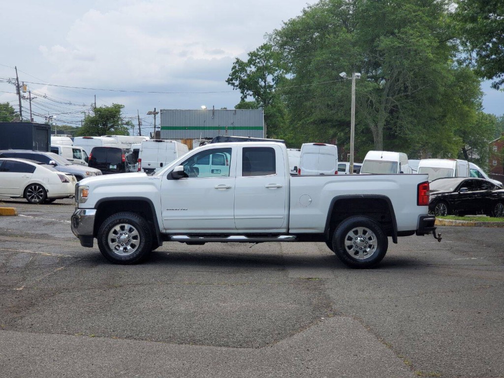 2015 GMC Sierra 2500 Image 4