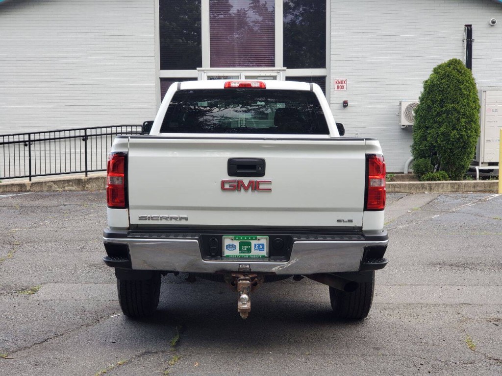 2015 GMC Sierra 2500 Image 5