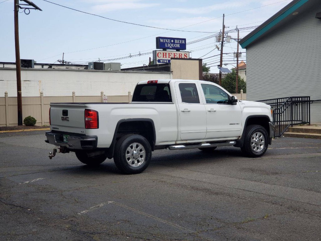 2015 GMC Sierra 2500 Image 6