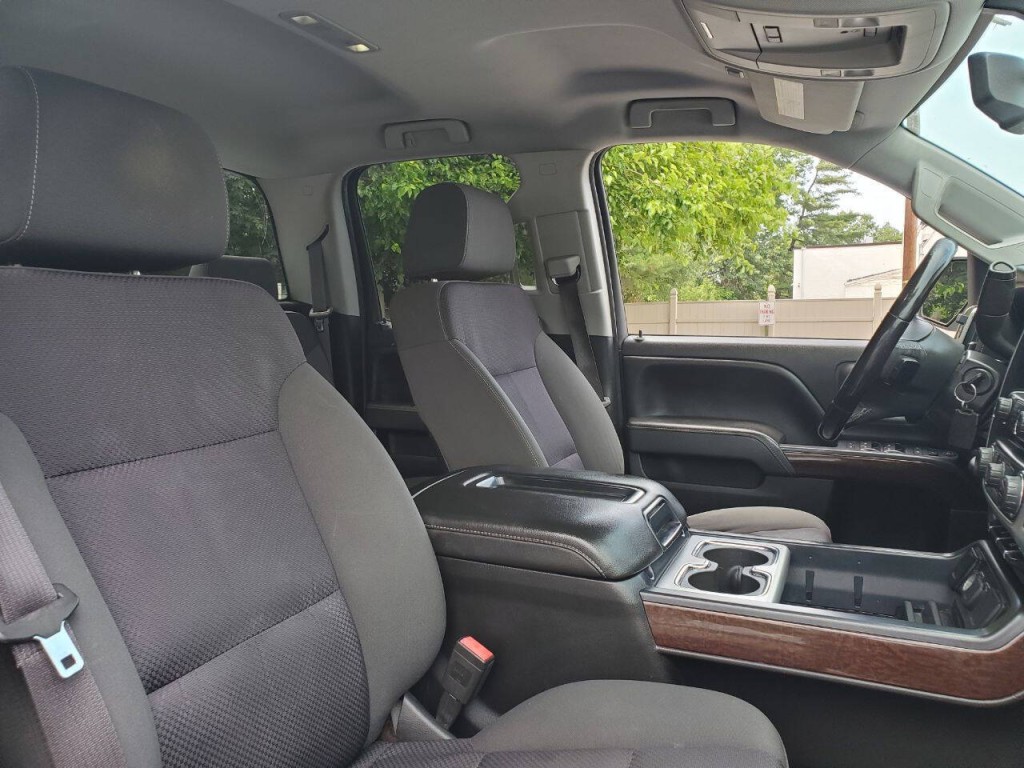 2015 GMC Sierra 2500 Image 14