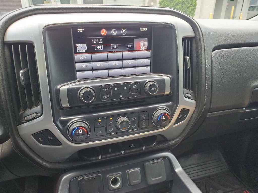 2015 GMC Sierra 2500 Image 19