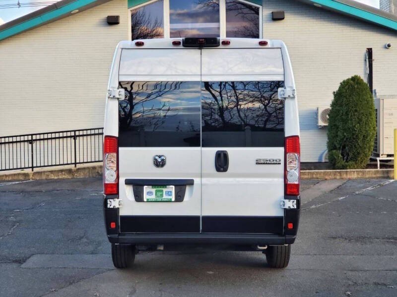 2023 RAM Promaster Image 5