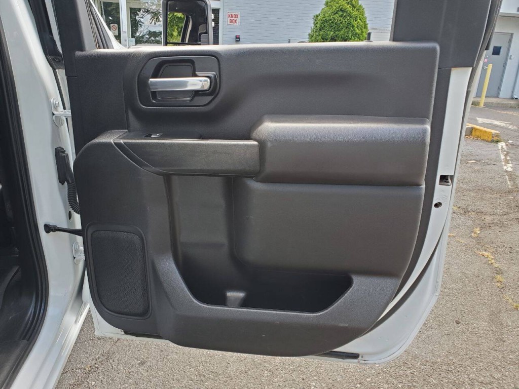 2023 Chevrolet Silverado 1500 Image 10