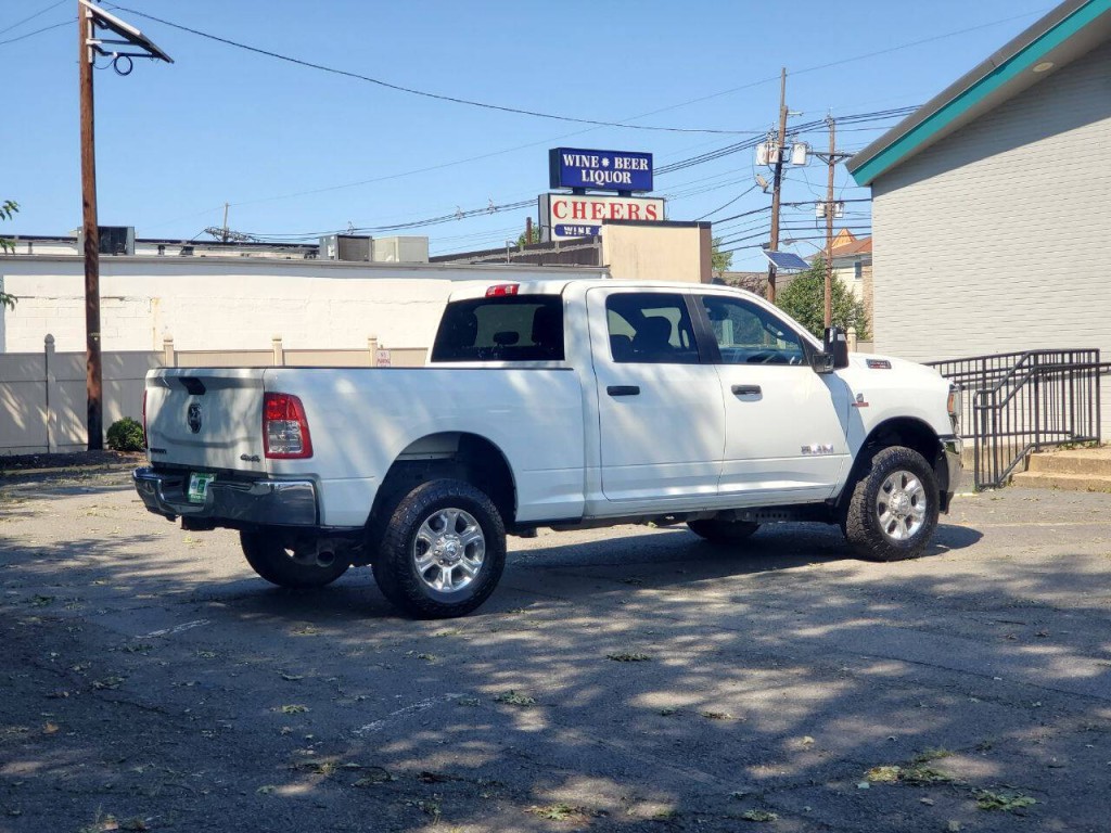 2024 RAM 2500 Image 6