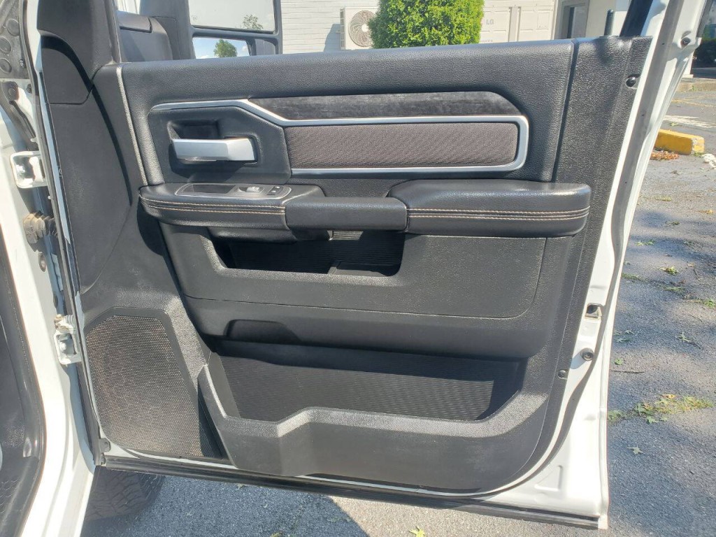 2024 RAM 2500 Image 15