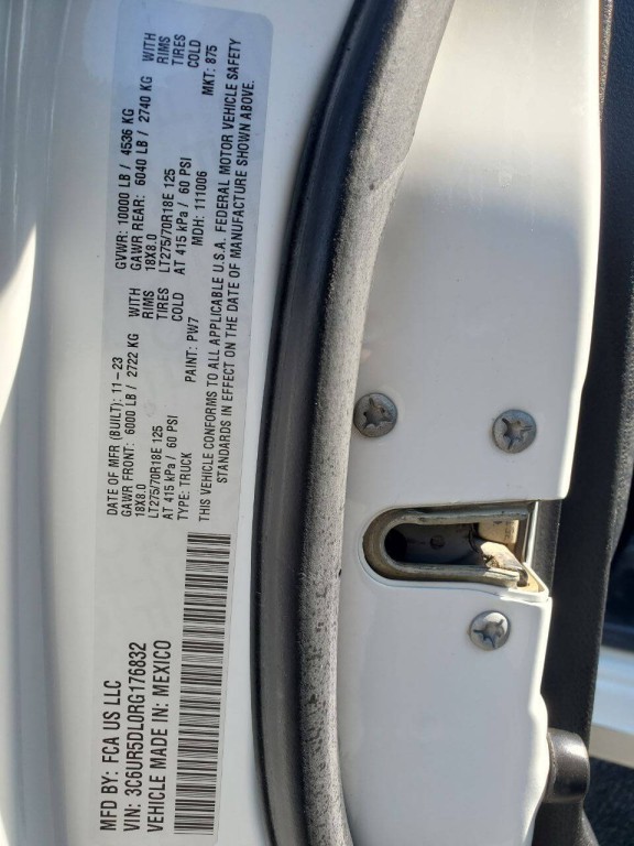 2024 RAM 2500 Image 21