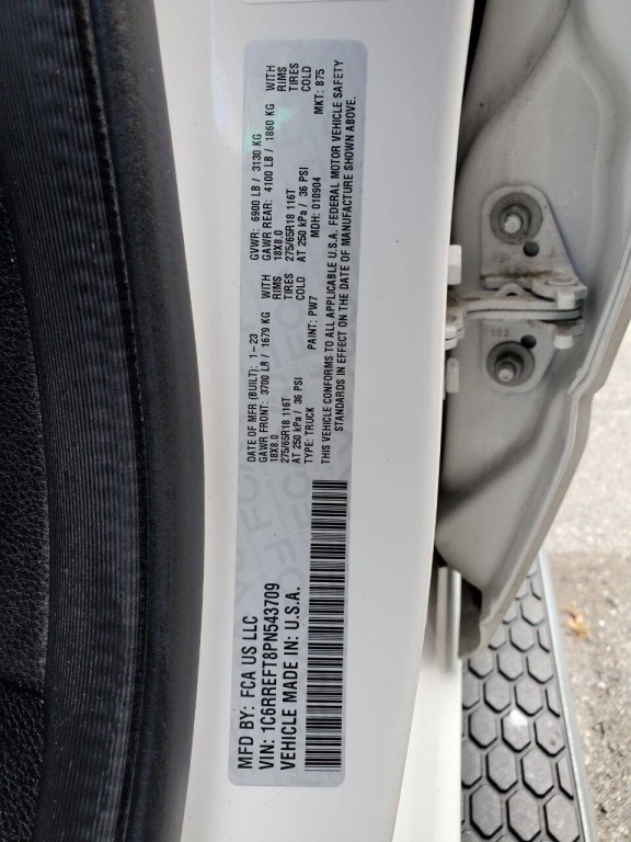 2023 RAM 1500 Image 21