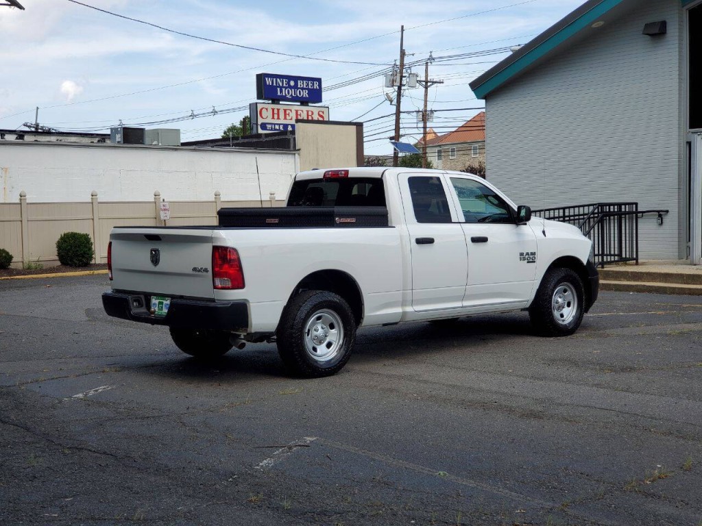 2021 RAM 1500 Image 6