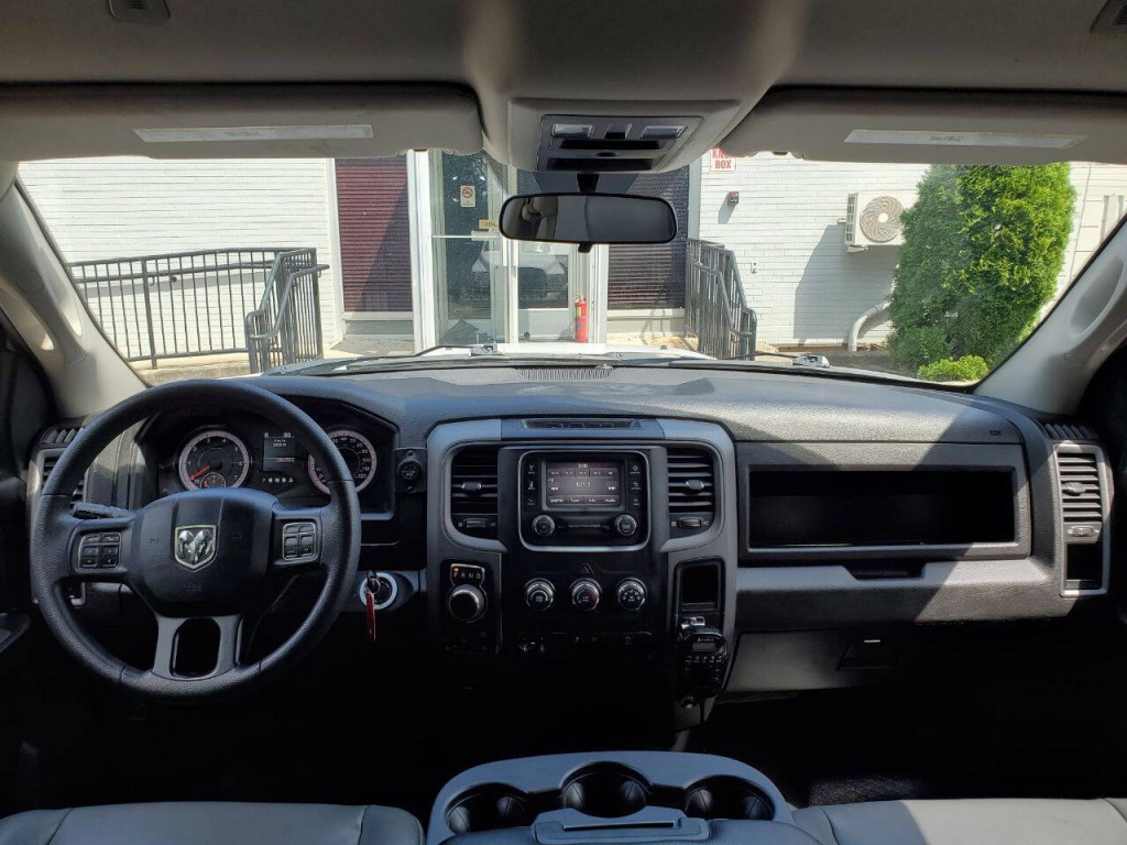 2021 RAM 1500 Image 16