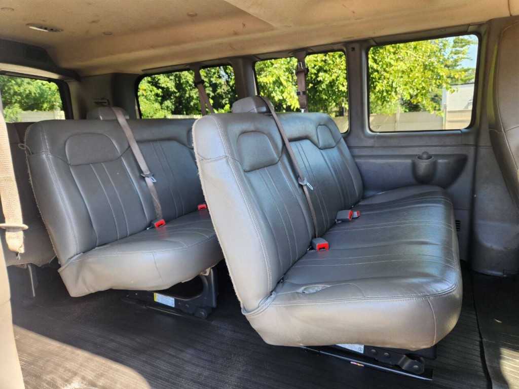 2024 Chevrolet Express Image 14