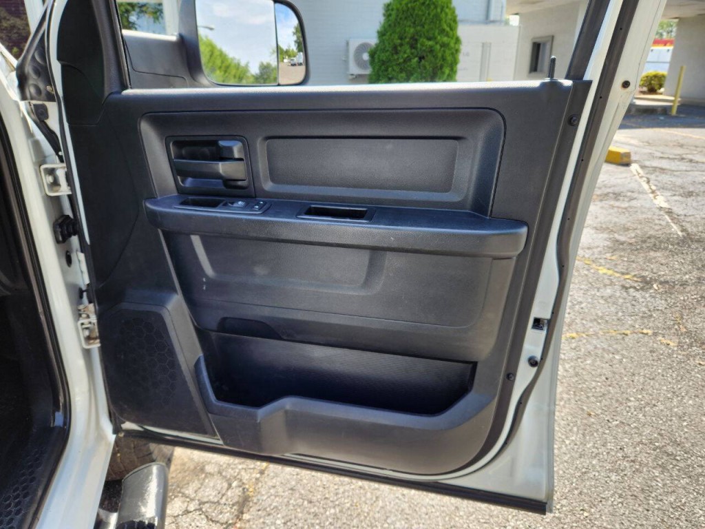 2018 RAM 2500 Image 14