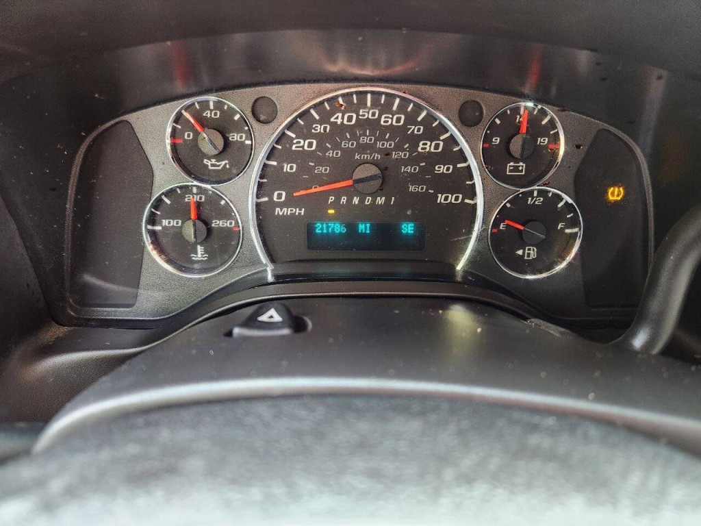 2013 Chevrolet Express Image 13