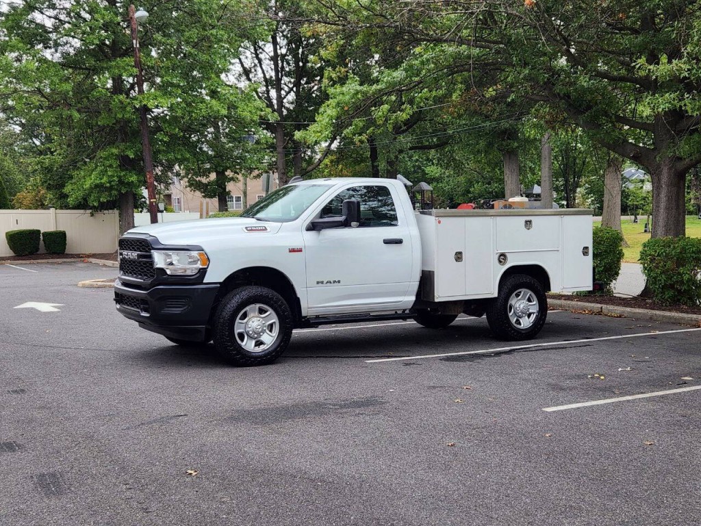 2022 RAM 2500 Image 3