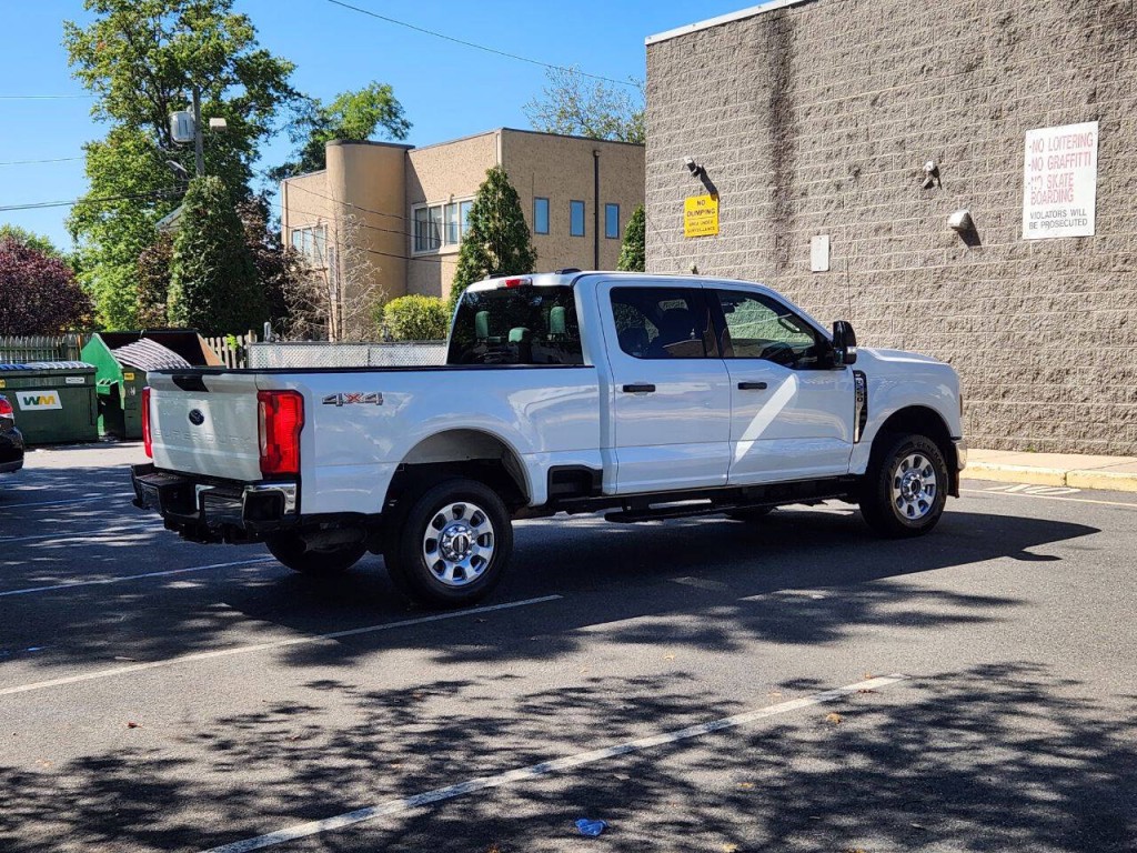 2024 Ford F-250 Image 6