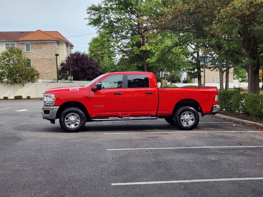 2024 RAM 2500 Image 4