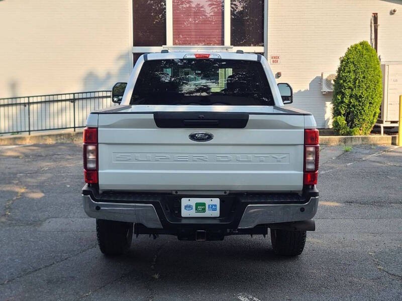 2022 Ford F-250 Image 4