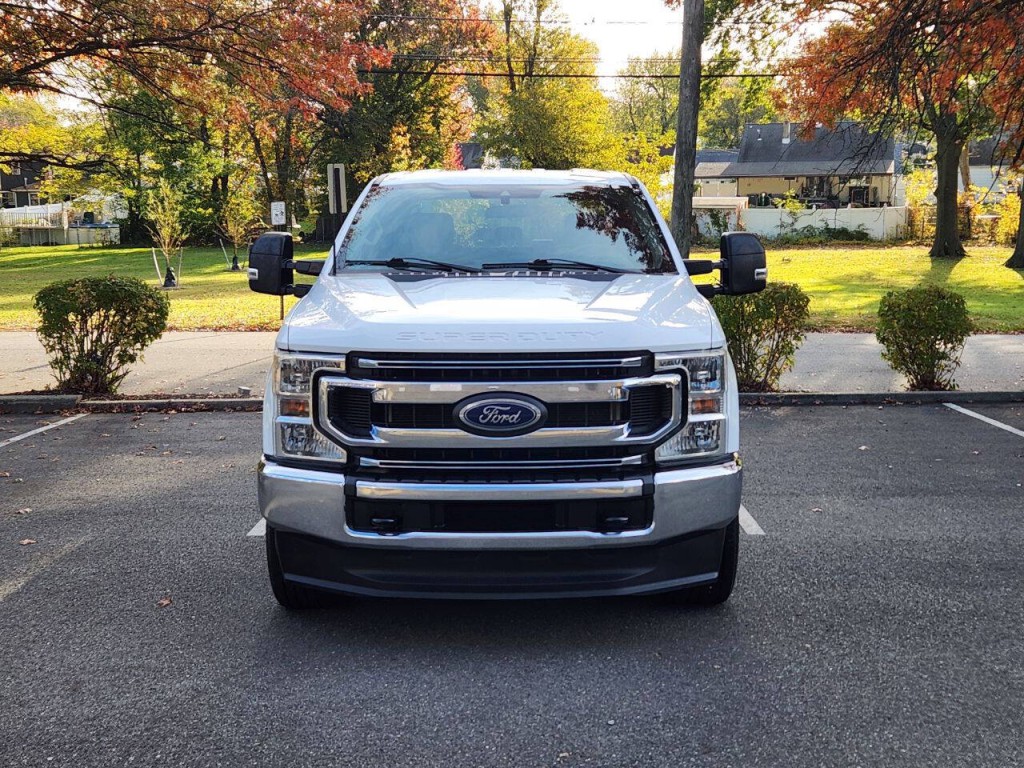 2022 Ford F-250 Image 2