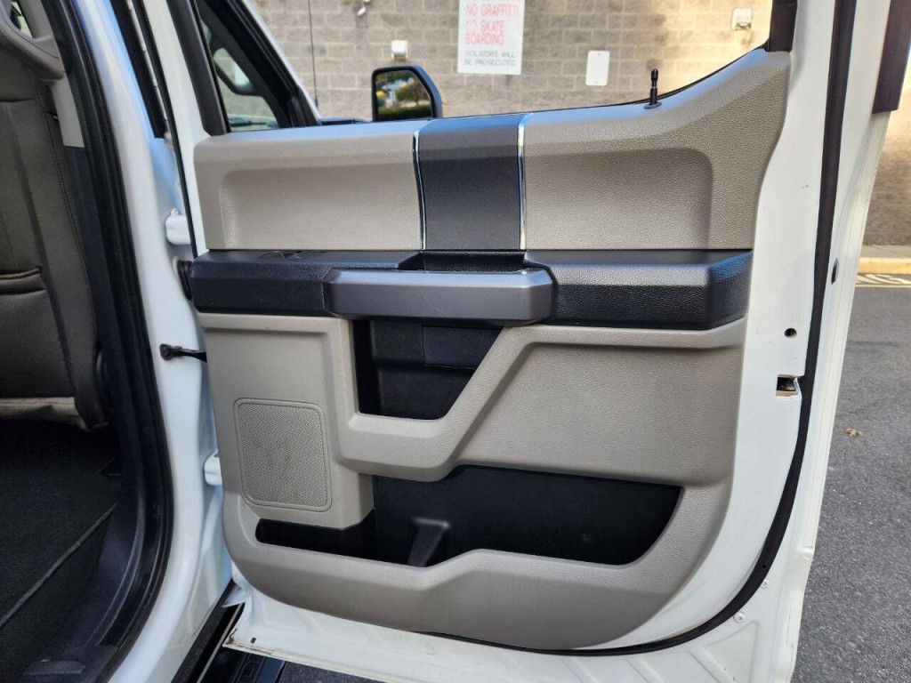 2022 Ford F-250 Image 13