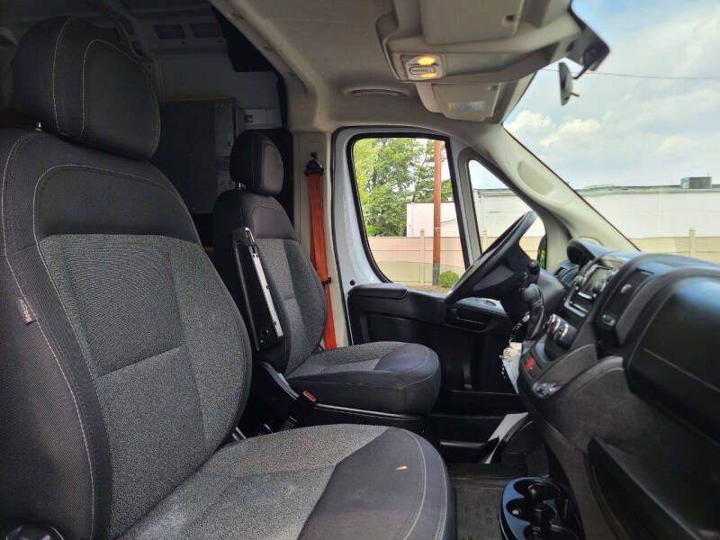 2022 RAM Promaster Image 8