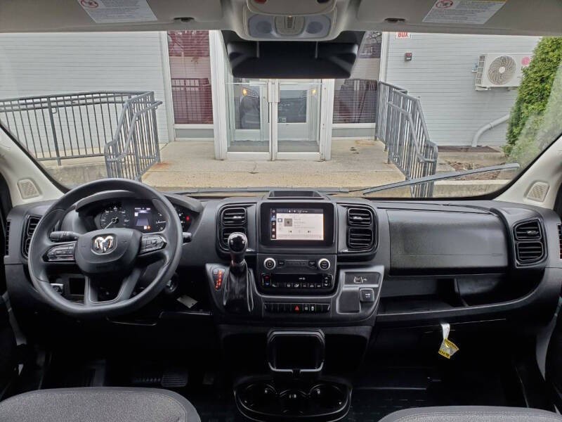 2023 RAM Promaster Image 9