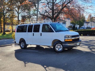 Image for 2018 Chevrolet Express LT 3500 Passenger ID: 6988939