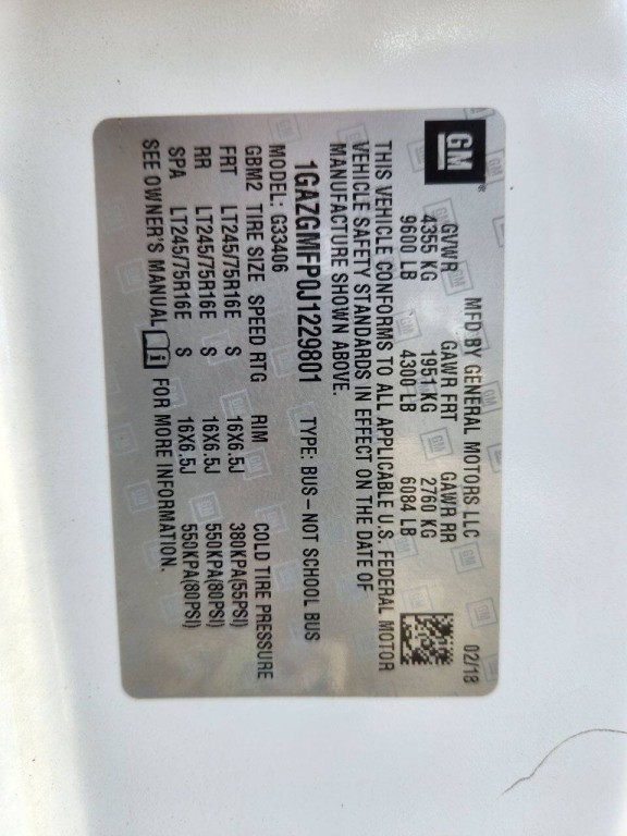 2018 Chevrolet Express Image 17