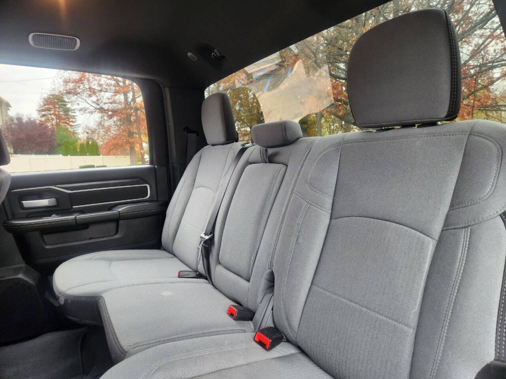 2024 RAM 2500 Image 10