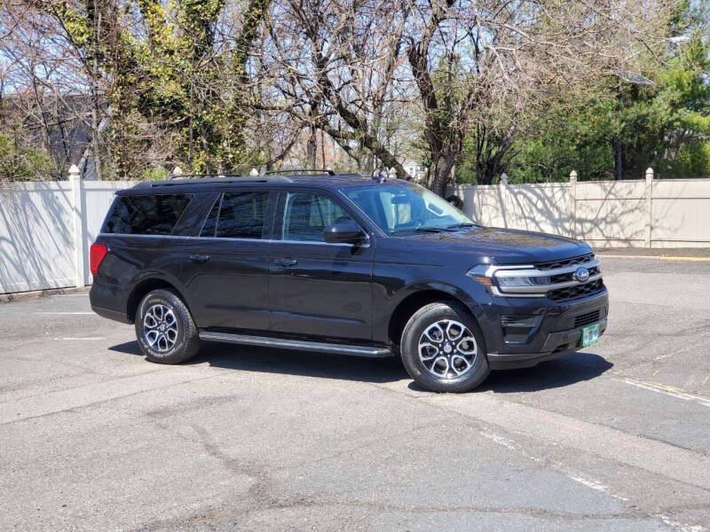 2024 Ford Expedition Image 1