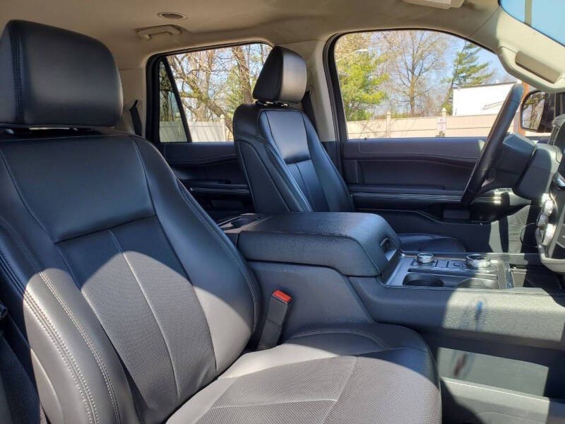 2024 Ford Expedition Image 14