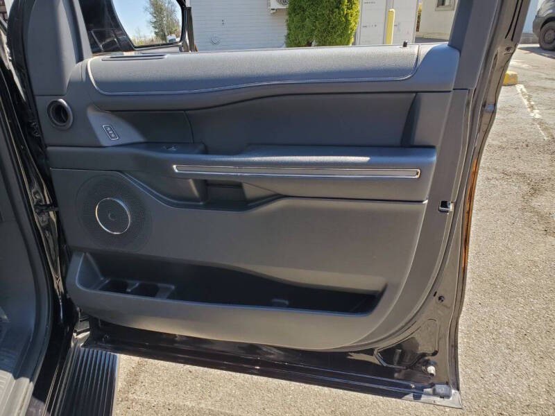 2024 Ford Expedition Image 15