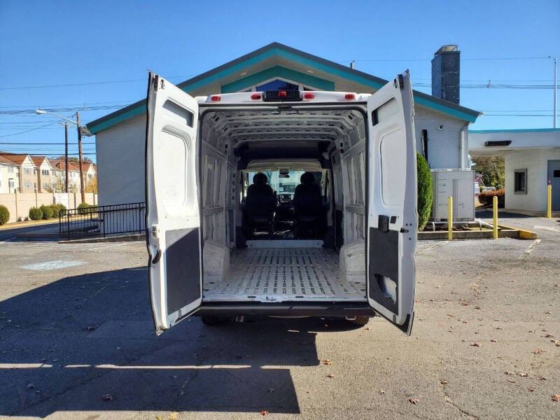 2021 RAM Promaster Image 7