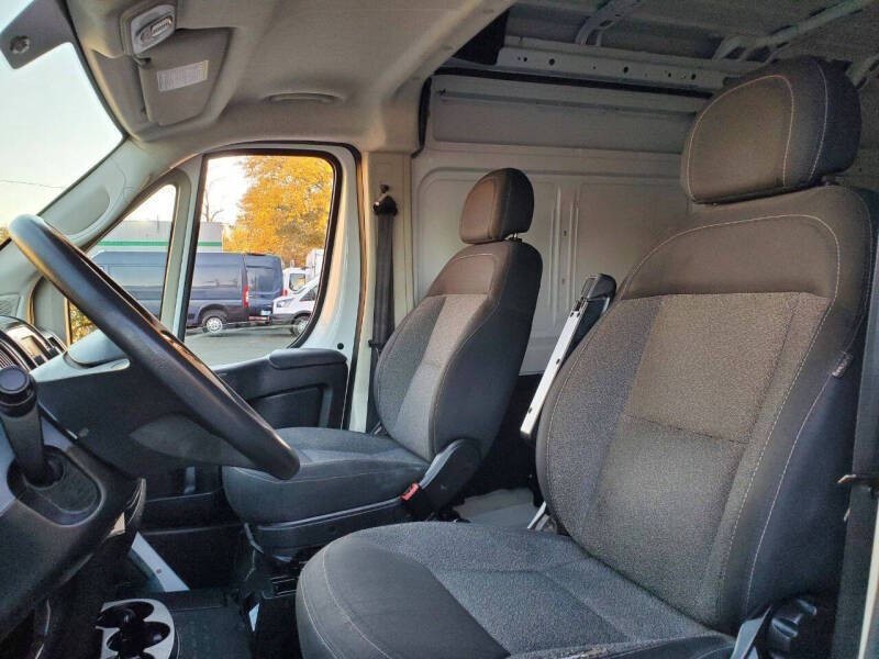 2021 RAM Promaster Image 8