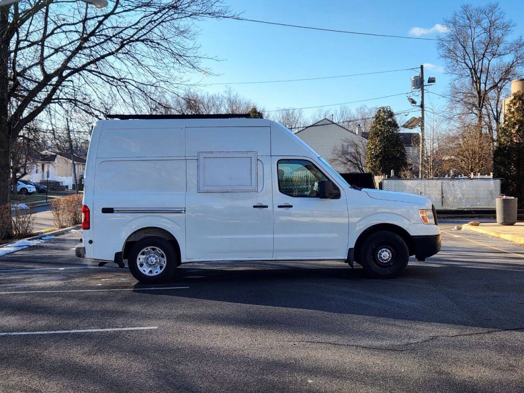 2019 Nissan NV Image 7