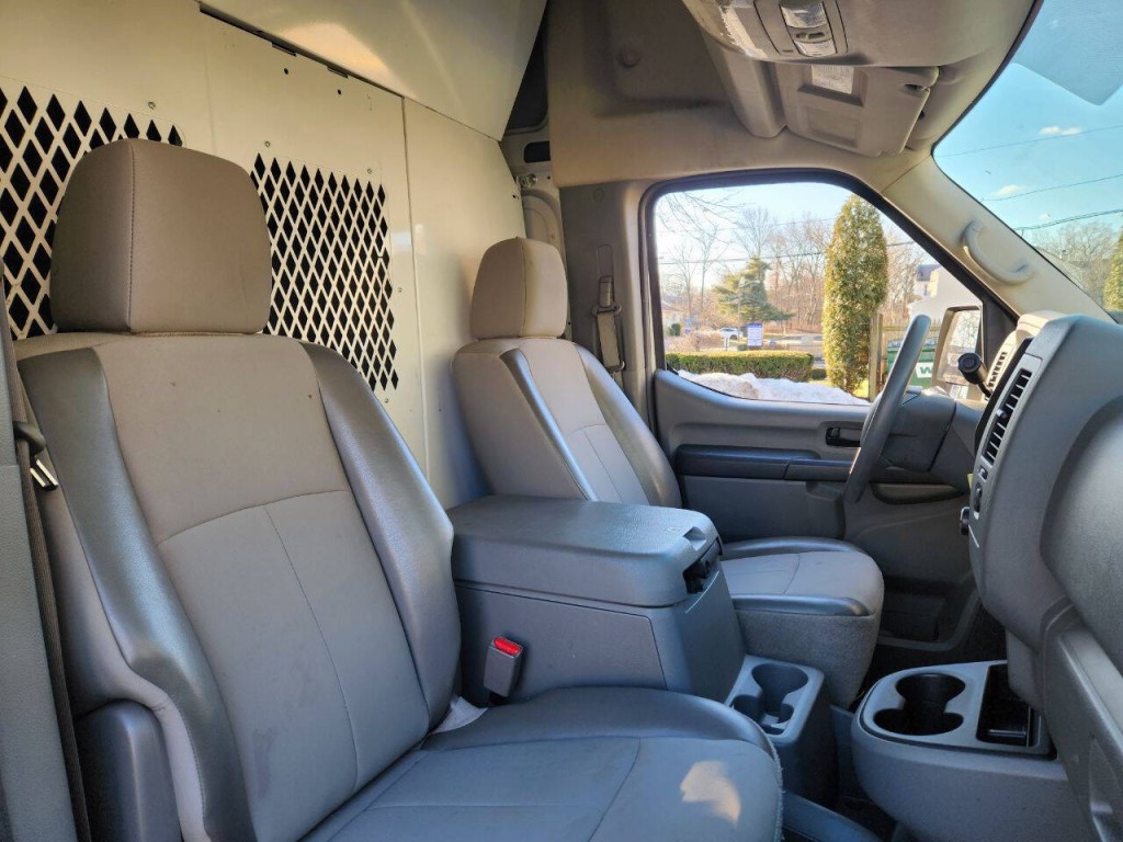 2019 Nissan NV Image 10