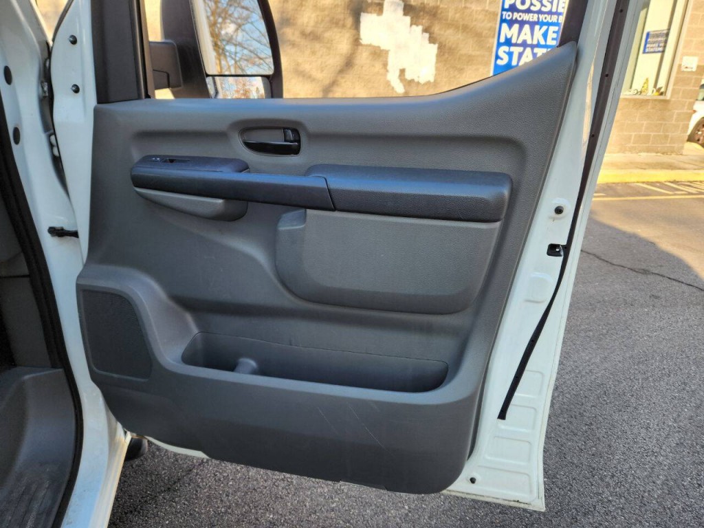 2019 Nissan NV Image 11