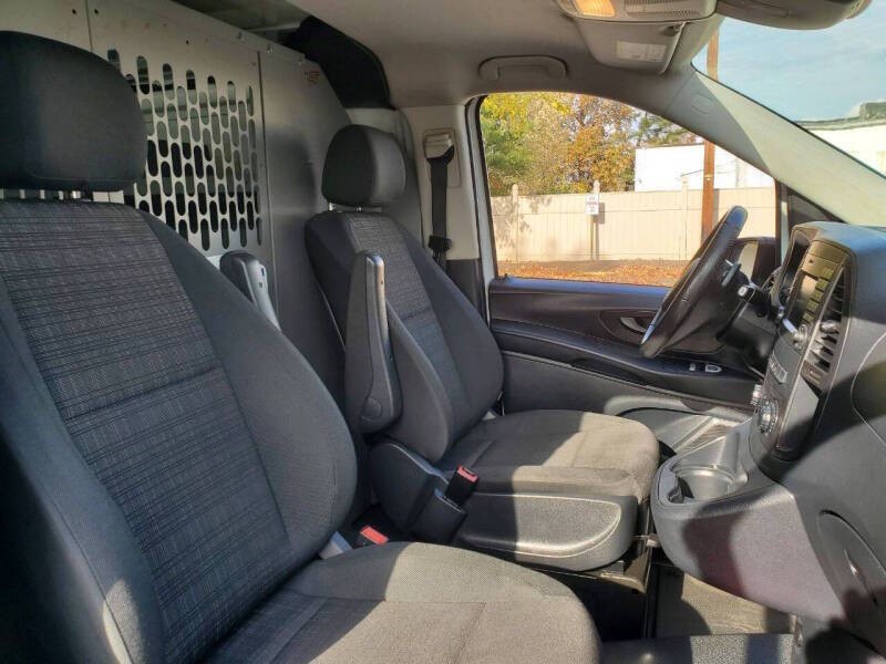 2020 Mercedes-Benz Metris Image 8