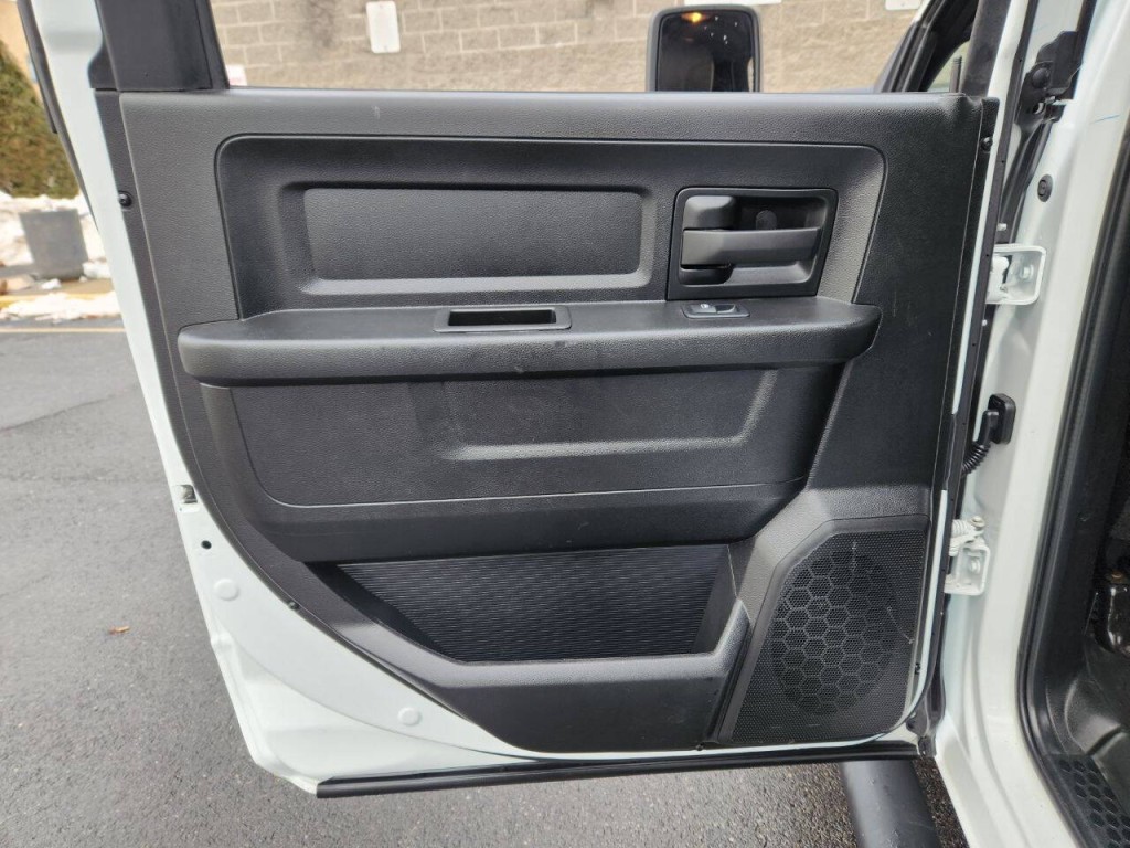 2024 RAM 2500 Image 11