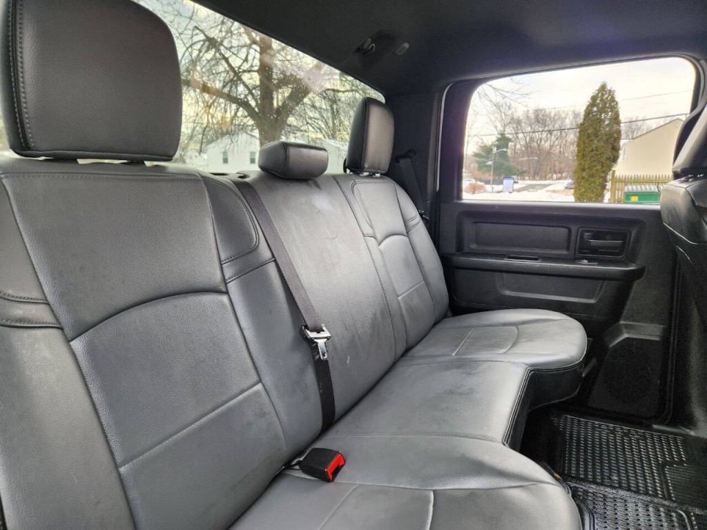 2024 RAM 2500 Image 12