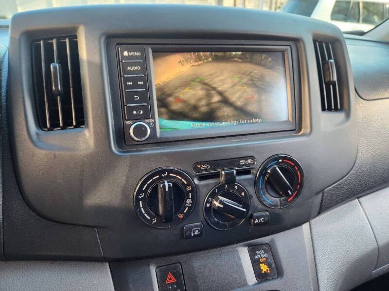 2021 Nissan NV200 Image 4