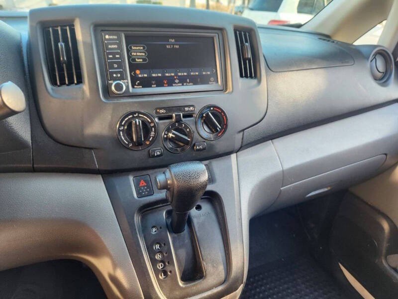 2021 Nissan NV200 Image 12