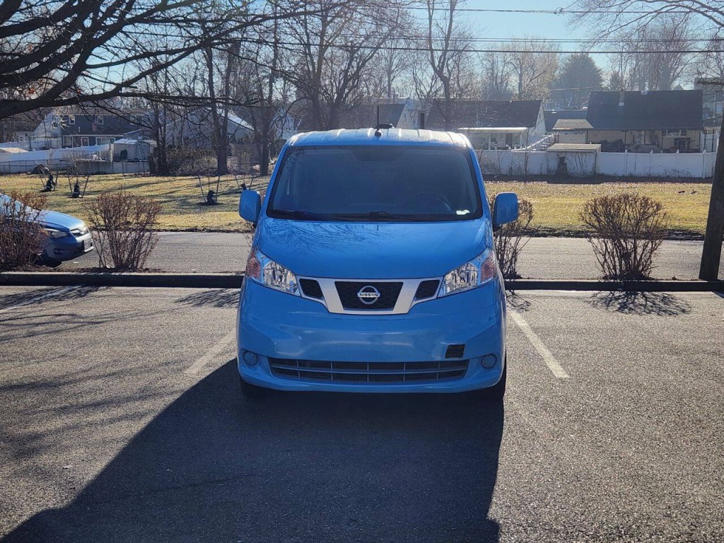 2021 Nissan NV200 Image 2