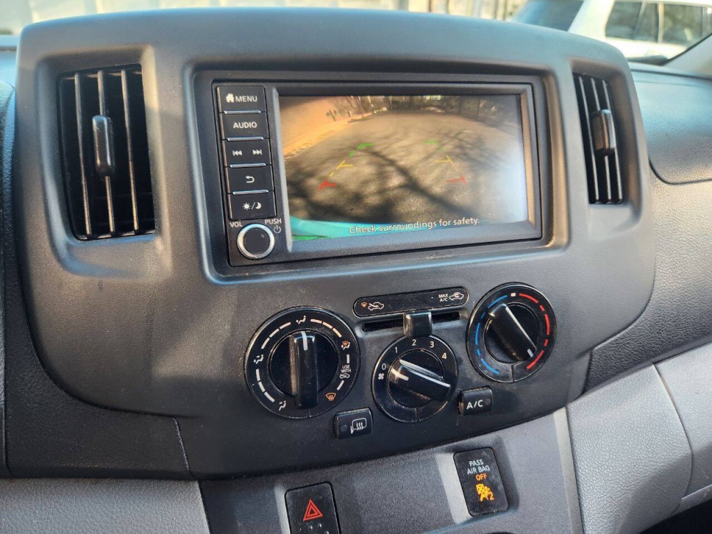 2021 Nissan NV200 Image 12