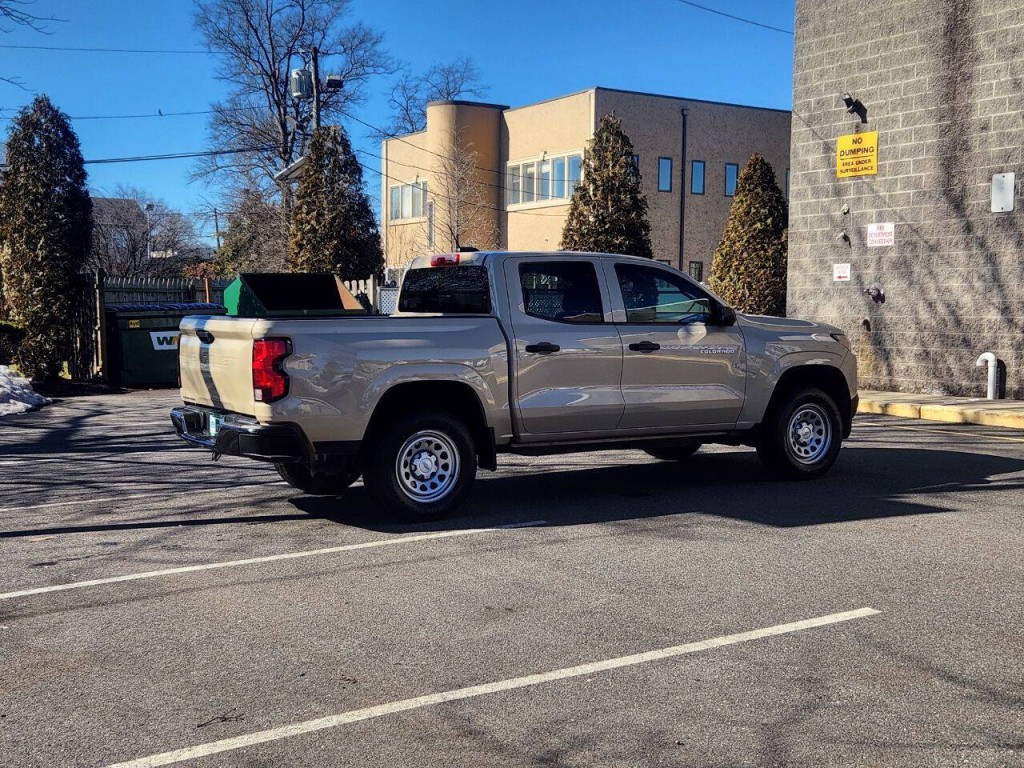 2024 Chevrolet Colorado Image 6