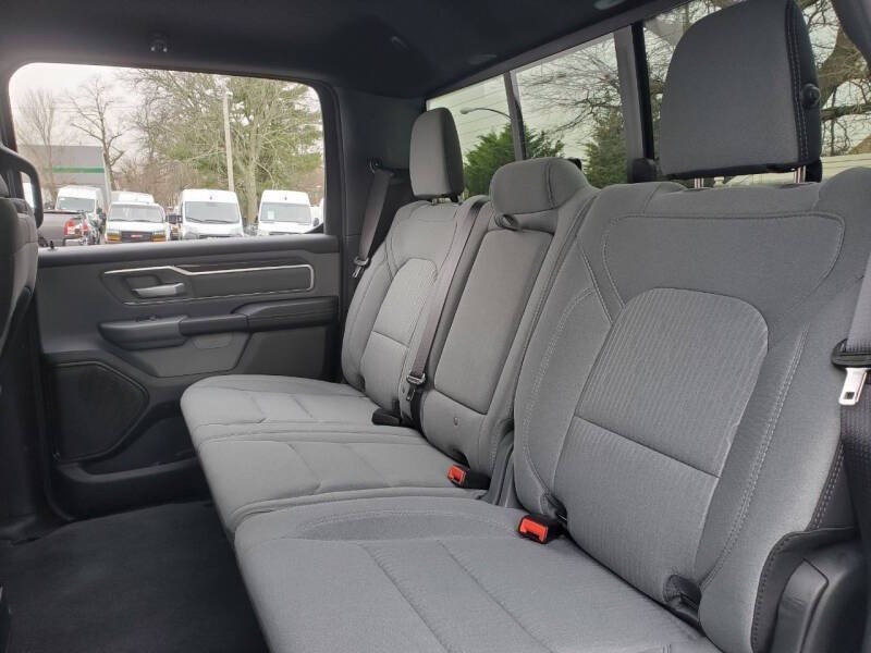 2023 RAM 1500 Image 7