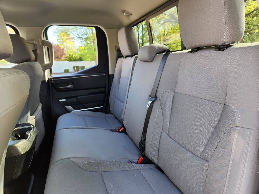 2022 Toyota Tundra Image 10