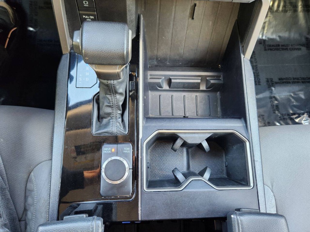 2022 Toyota Tundra Image 21